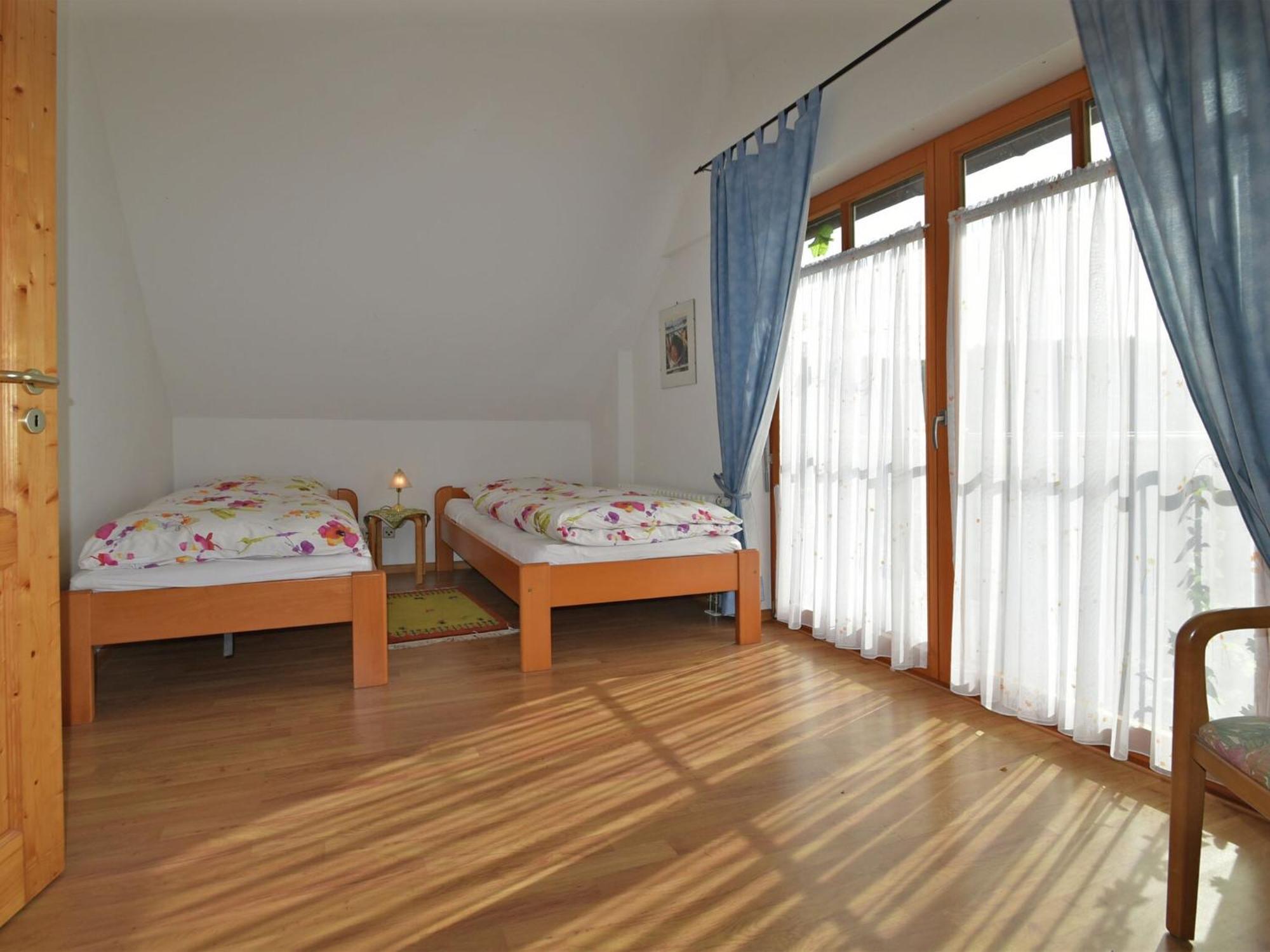 Countryside Apartment With Garden Шалщад Екстериор снимка