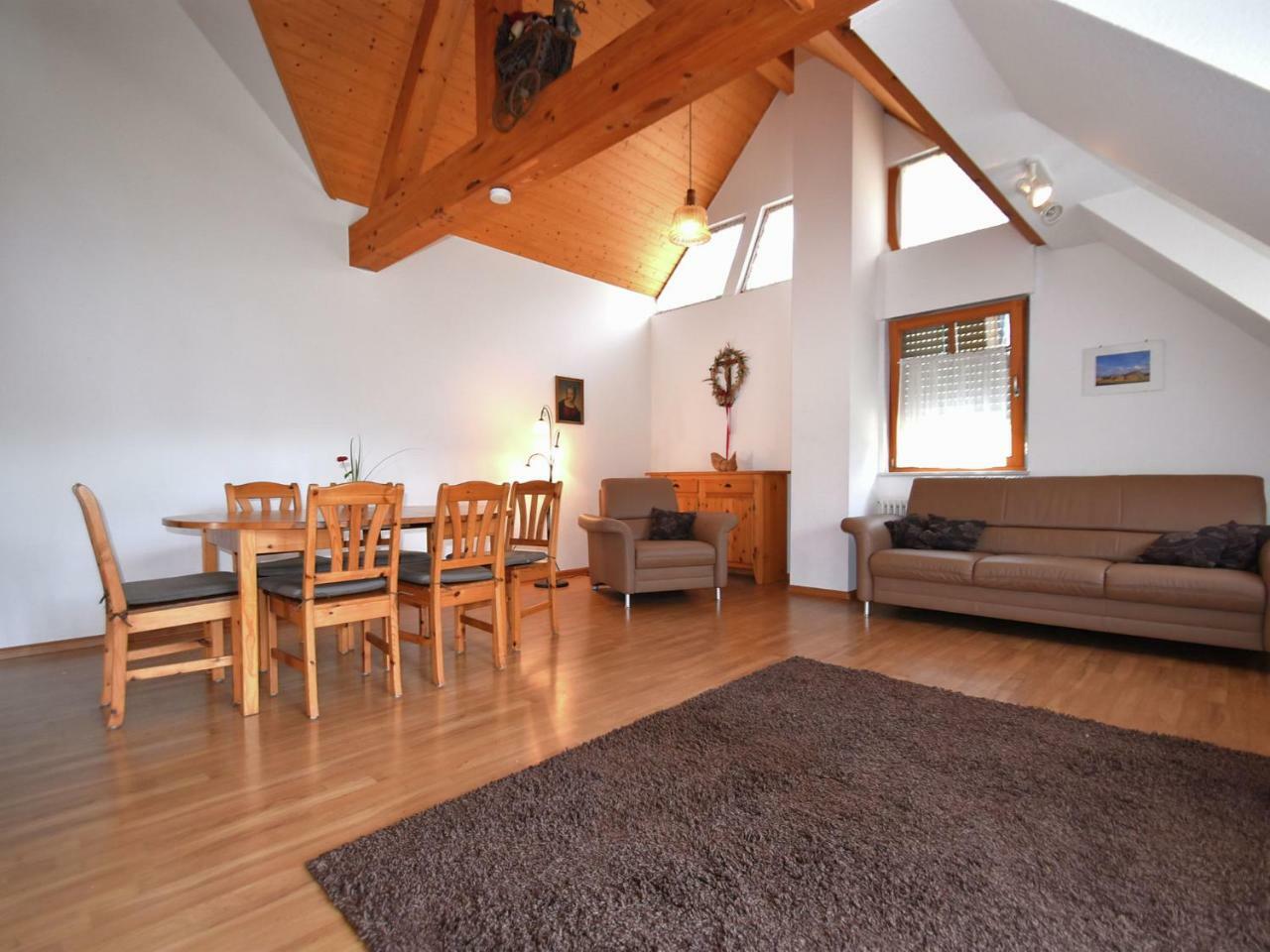 Countryside Apartment With Garden Шалщад Екстериор снимка